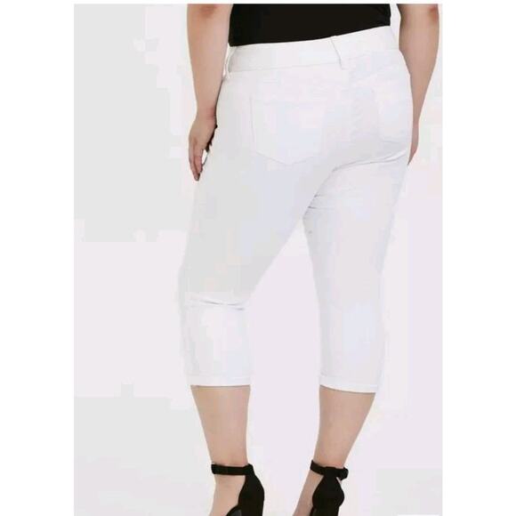 Torrid Jegging Crop Jeans Size 22 White NWT - Picture 2 of 8